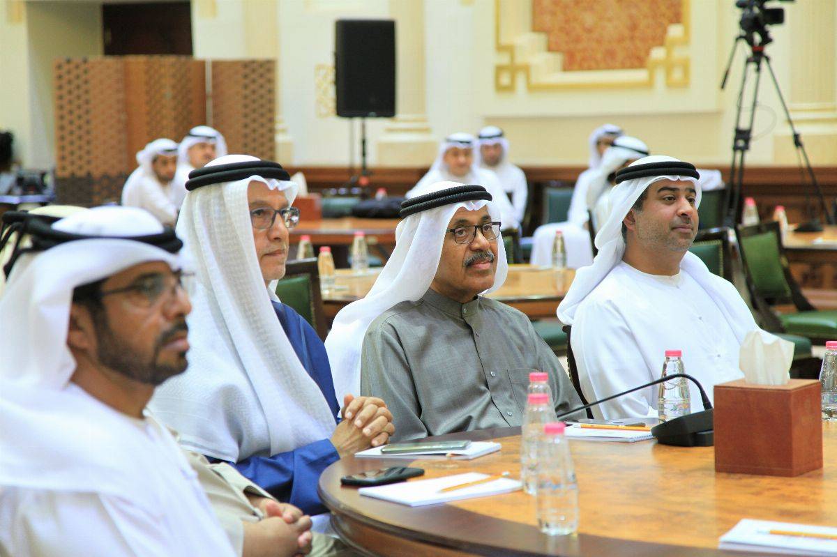 المجلس الاستشاري لإمارة الشارقة ينظم ندوة في الابتكار والتخطيط الاستراتيجي لأعضائه وموظفيه      