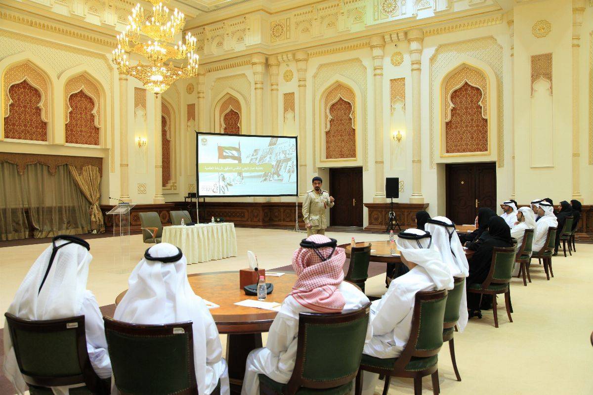 المجلس الاستشاري لإمارة الشارقة ينظم ندوة في الابتكار والتخطيط الاستراتيجي لأعضائه وموظفيه      