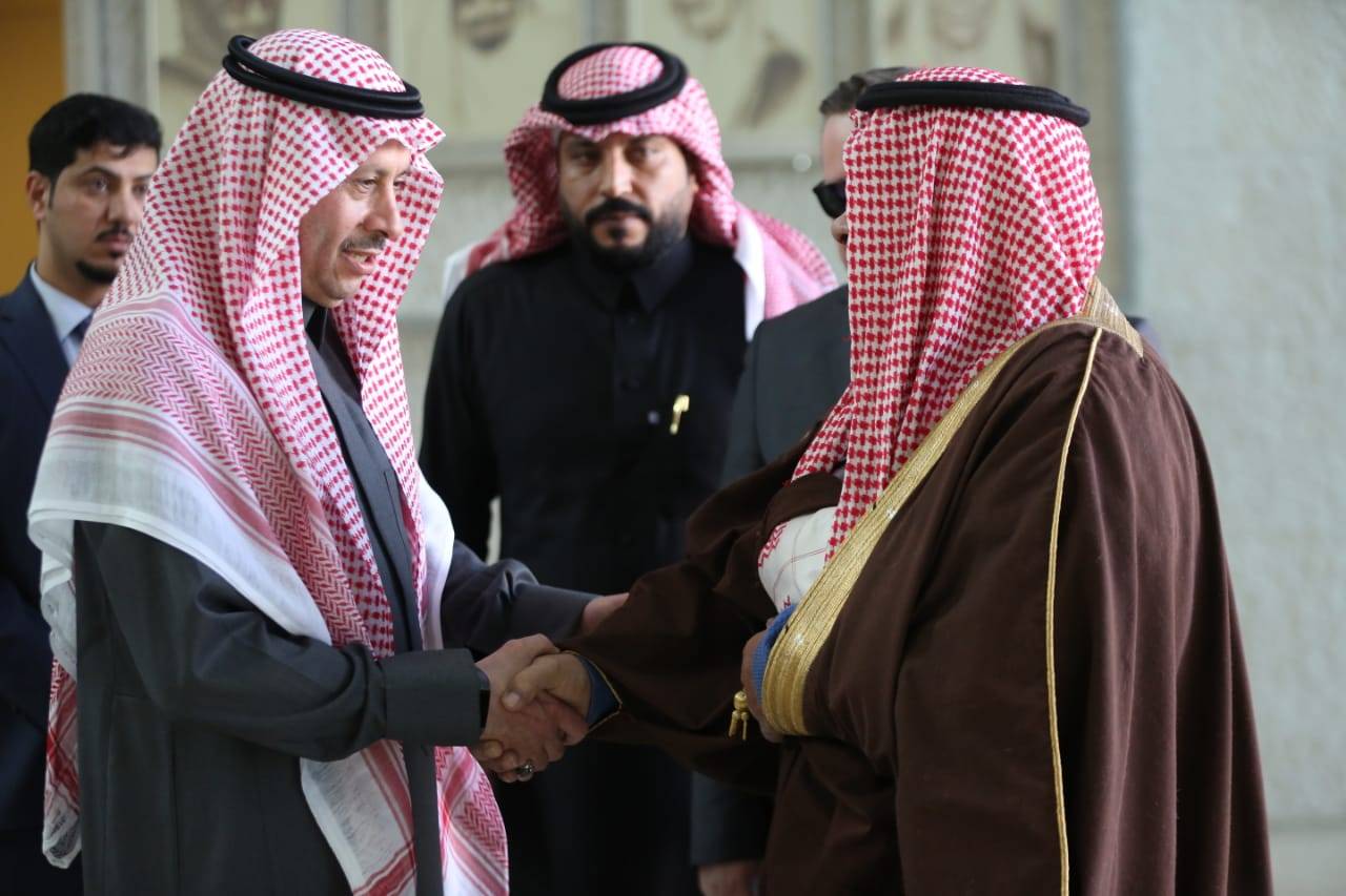 سفير المملكة يقيم مأدبة غداء للمواطنين السعوديين في الأردن