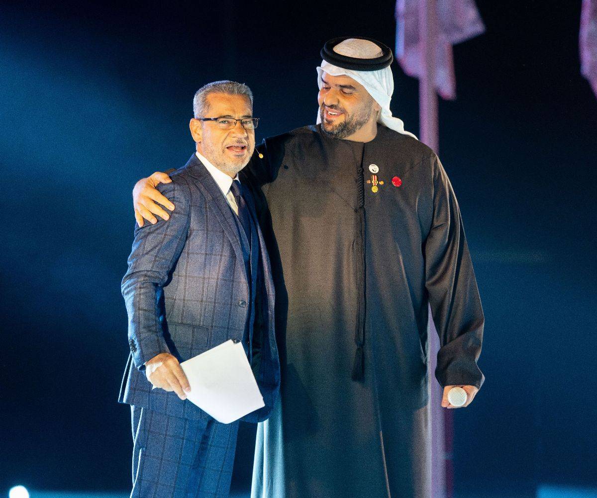 الفنان حسين الجسمي بإفتتاح عربیة السیدات 2020 بالشارقة: كم أنا فخور بنساء العرب