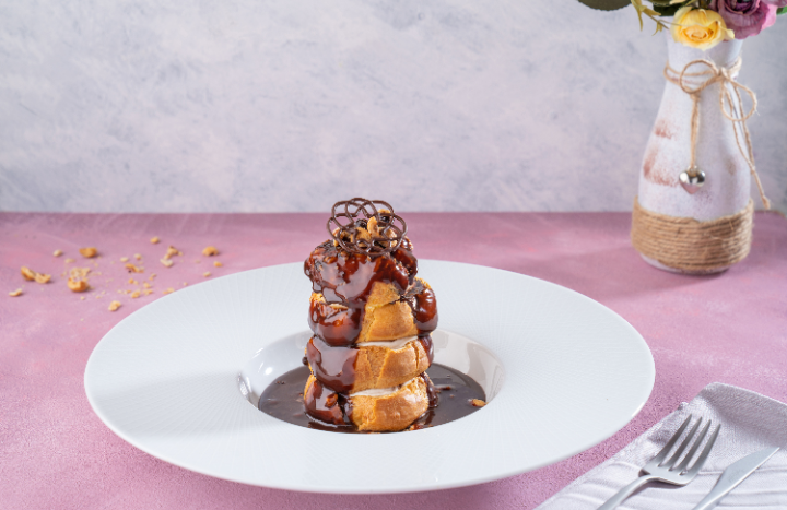 مطعم لؤلؤة كافيه باي ناديا يرتقي بتجارب الذواقة في دبي