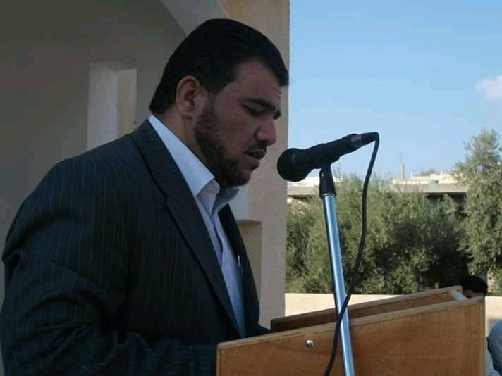 السيد سليم الناجي المناعي يهنئ المحامي صالح الخشمان بحصوله على إجازة المحاماة