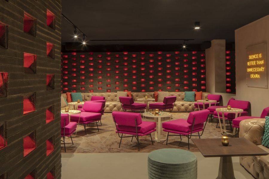 ركن KnoX للمشروبات يمنح زواره تجربة فريدة بعيداً عن رتابة الحياة فوق سطح الأرض