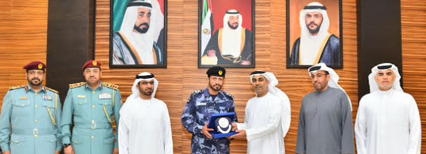 اللواء الشامسي یستقبل رئیس الھیئة العامة لأمن المنافذ والحدود والمناطق الحرة والوفد المرافق لھ