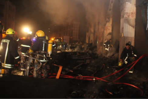 منطقة وسط البلد تشهد حريق كبير في عدد من المحلات التجارية فجر اليوم 