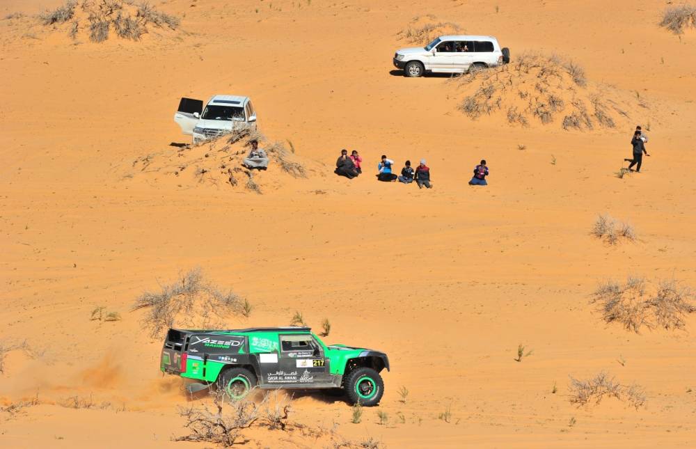 صالح العبدالعالي يٌحافظ على صدارة الترتيب العام في رالي حائل نيسّان الدولي