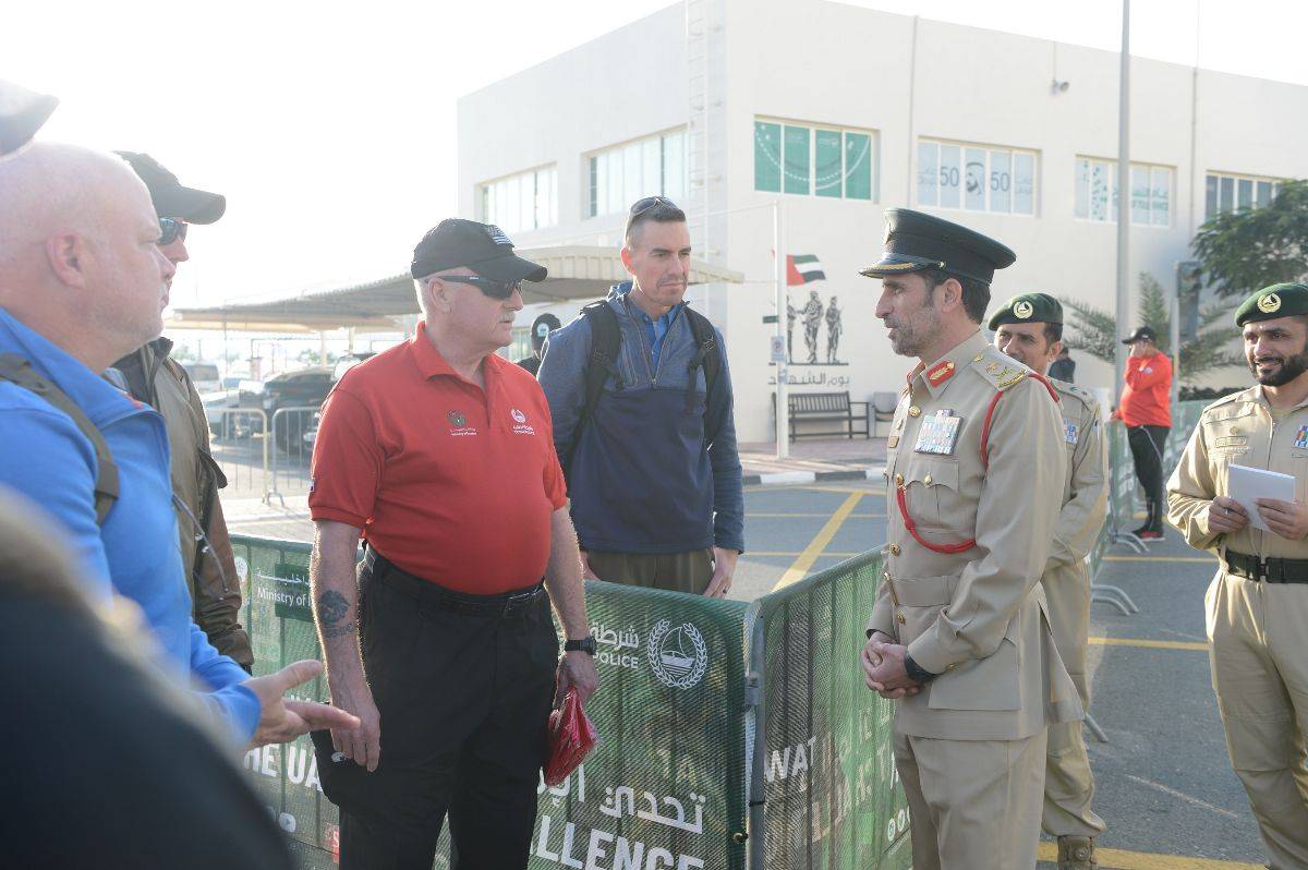 اللواء المري يتفقد استعدادات تحدي الإمارات للفرق التكتيكية 2020