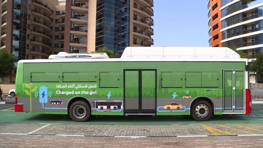 طرق دبي تدشن التشغيل التجريبي لشحن المركبات والحافلات في دبي للسيليكون