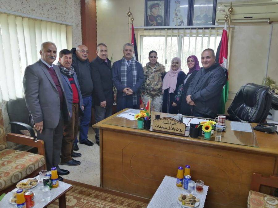 احتفالا بيوم الوفاء .. عدد من متقاعدي دائرة التعبئه والجيش الشعبي يزورون فرع تعبئة إربد