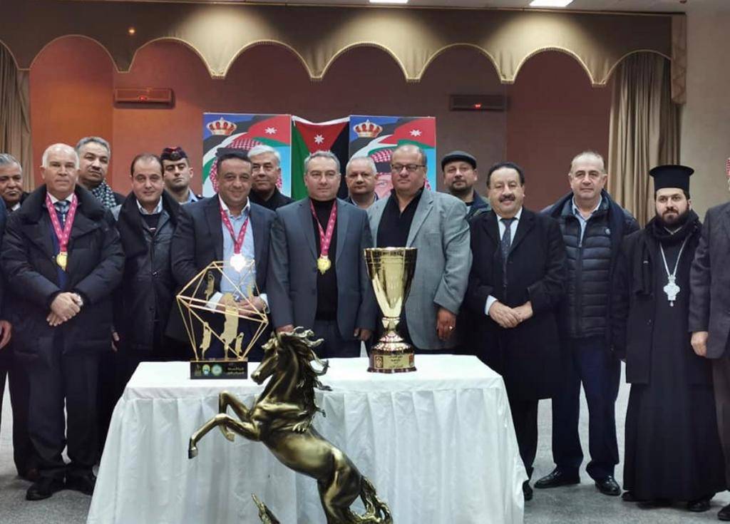 الوزيران سامي الداوود وفارس بريزات يهنئان نادي شباب الفحيص للسيدات