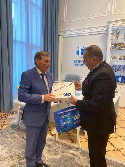 النوايسة يشارك في احتفالات جامعه روسيا الاتحادية للصداقه ما بين الشعوب بمناسبة مرور ستين عاماً على انشائها