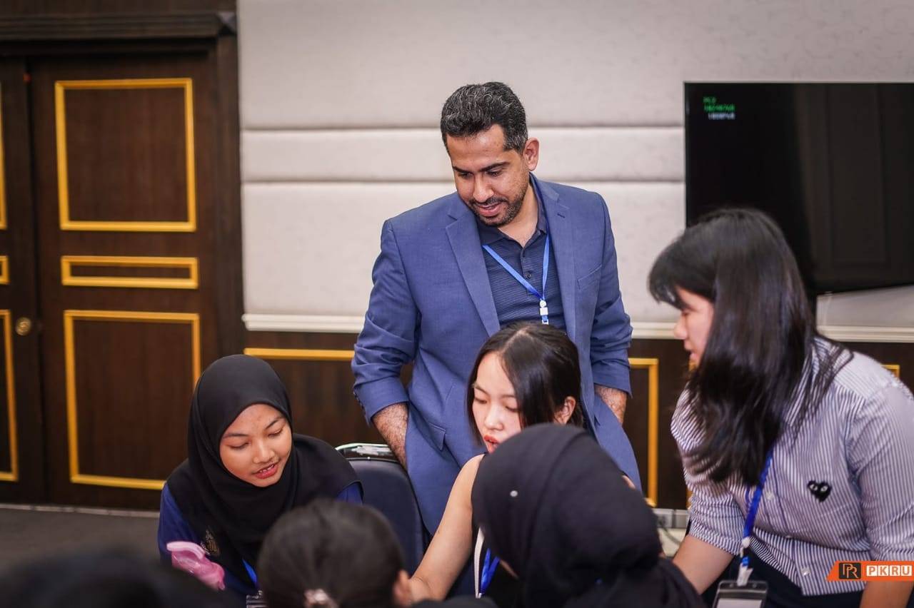 اختيار مدير حاضنة الأعمال في جامعة عمان الأهلية كمحكم دولي للريادة والابتكار