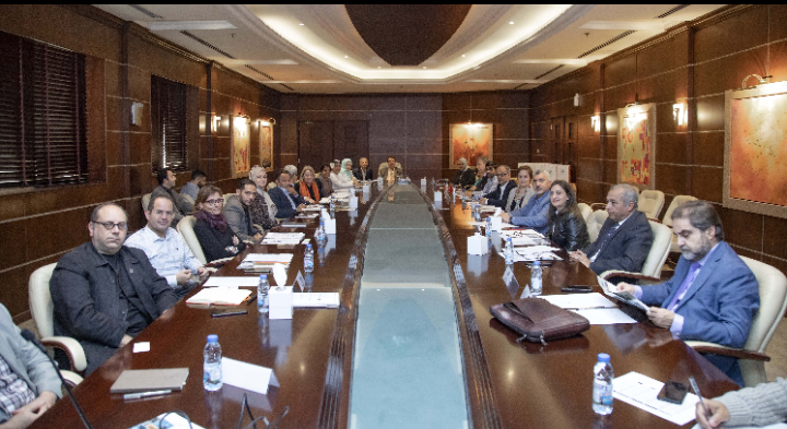 مناقشة واقع التعلیم المعماري بالمنطقة في جامعة عجمان