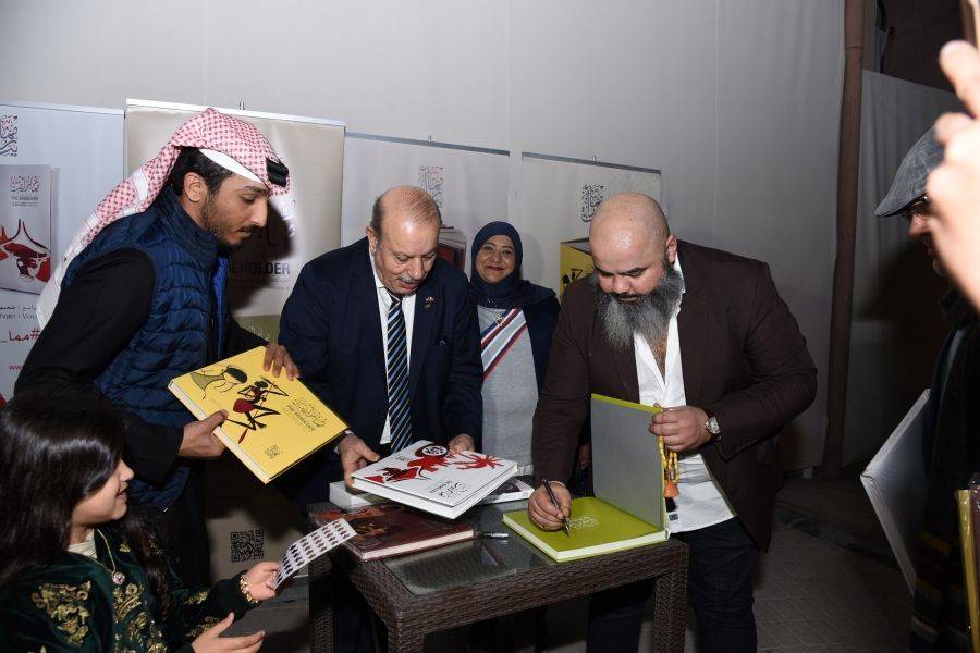 الدكتور فهد الشهابي يستعرض أغرب ما شاهد في جولاته حول العالم