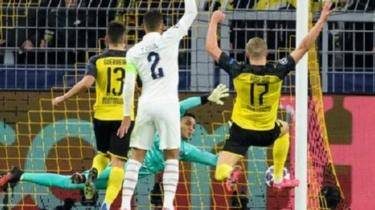 ليفربول يخسر امام اتلتيكو مدريد وبروسيا دورتموند ينتصر على باريس سان جيرمان بدوري الأبطال