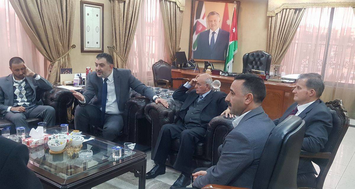 وزير العمل ينهي ملف الرواتب المتأخرة لموظفي الأبيض للأسمدة