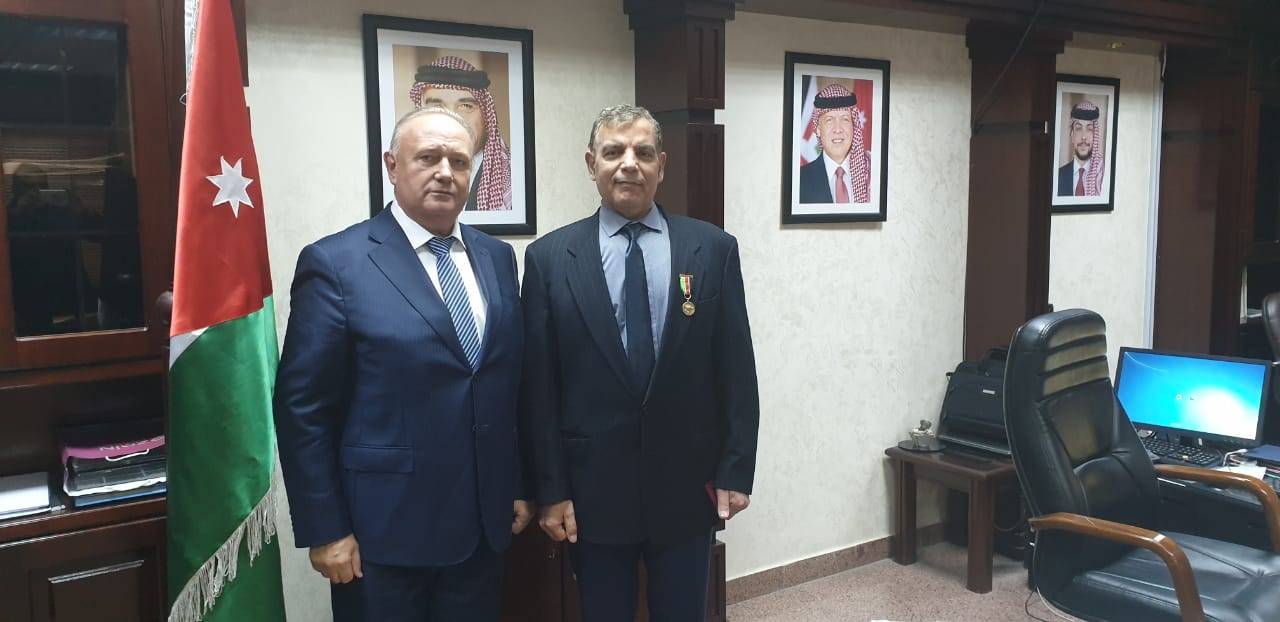وزير الصحة يلتقي نائب رئيس مجلس الاعمال الاردني الروسي 