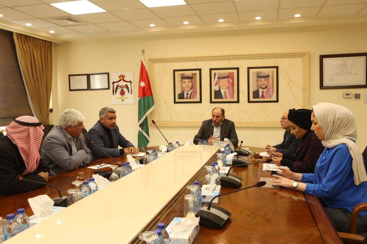 وزير الأشغال العامة والإسكان يستقبل رئيس مجلس محافظة معان 