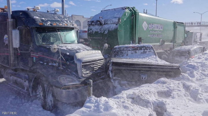 حادث تصادم أكثر من 200 سيارة في مدينة مونتريال الكندية .. صور 