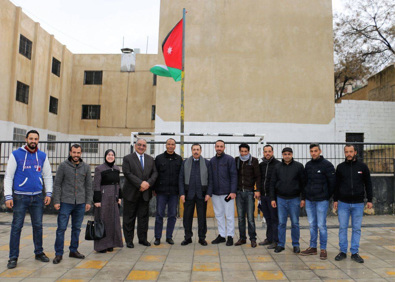 النعيمي يتفقد عدداً من المدارس التابعة لمديرية التربية والتعليم للواء ناعور