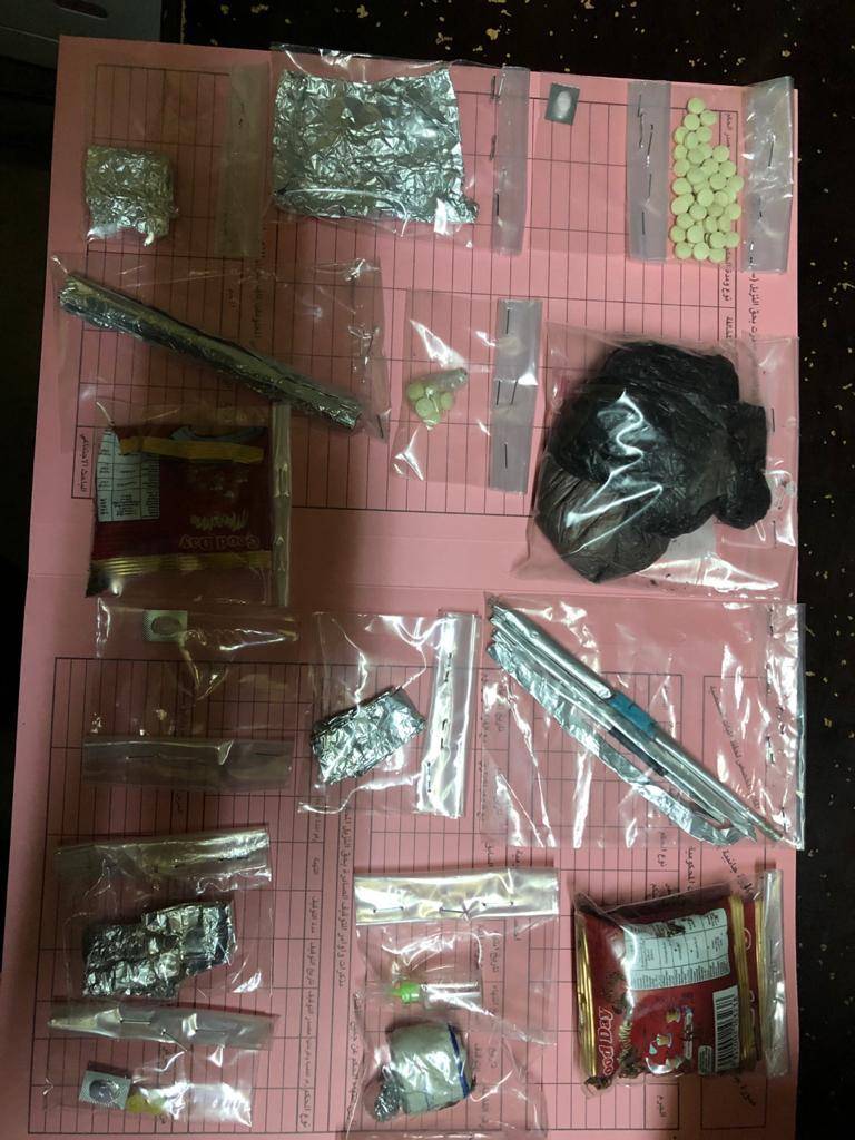 القبض على ١٠ اشخاص من مروجي المواد المخدرة وبحوزتهم في العاصمة وإربد والزرقاء 