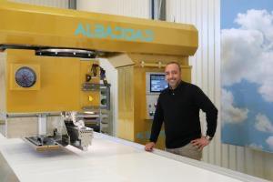 مصانع البداد كابيتال تنتهي من تجهيز المكائن الاحدث تطورا في العالم