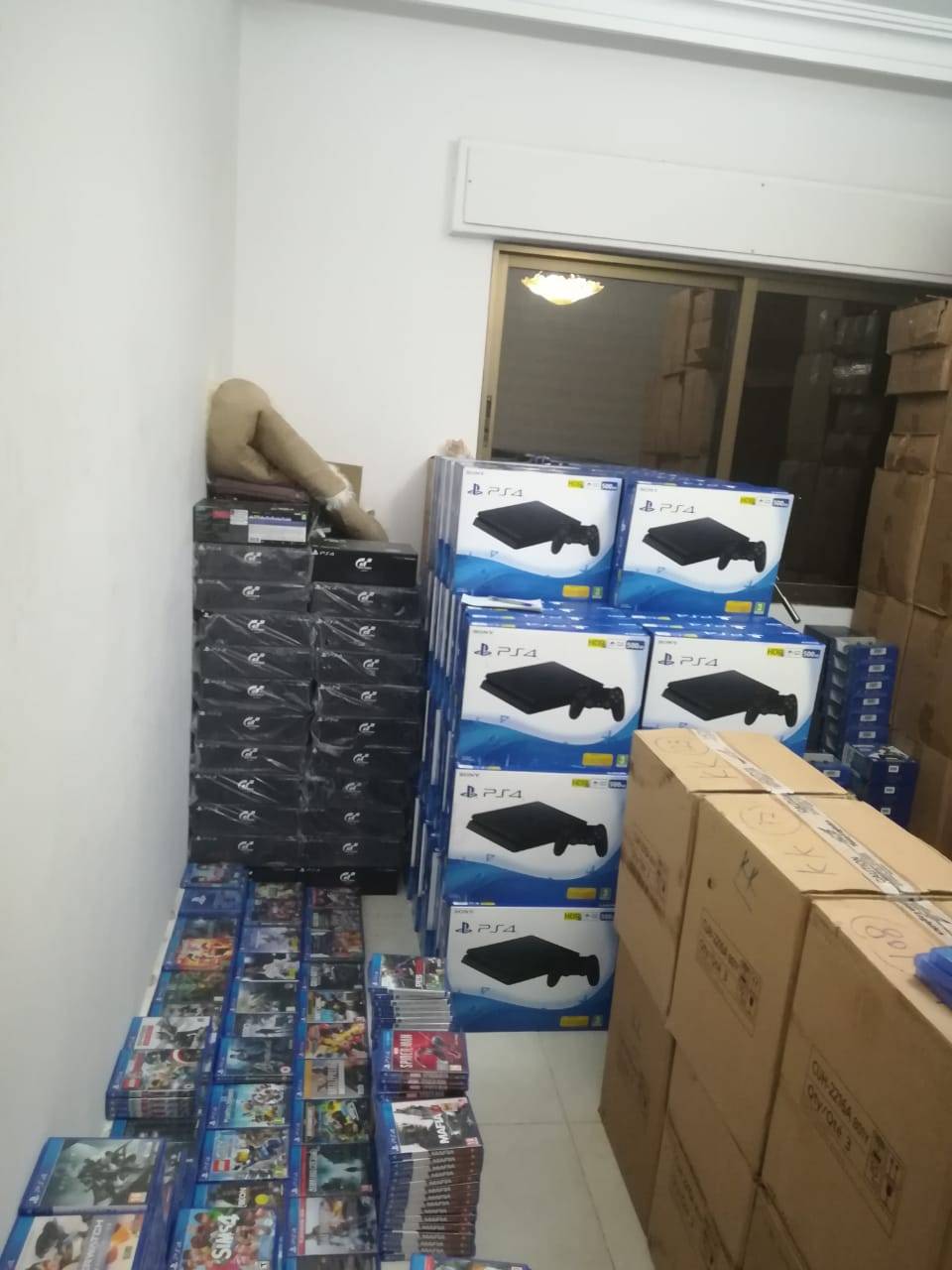 الجمارك الاردنية تحبط تهريب بضائع مختلفة