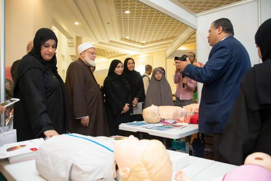 معرض تثقيف صحي في الجامعة القاسمية