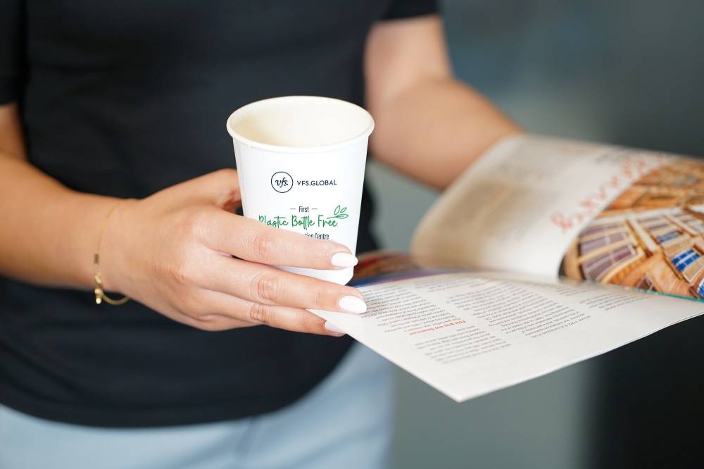 «في إف إس غلوبال» تطلق مبادرة خاصة للحد من استخدام العبوات البلاستيكية 