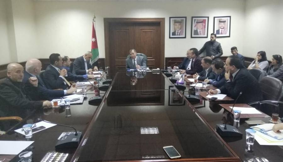 لجنة الأوبئة تدرس خطة الاستجابة الحكومية لمواجهة كورونا وتداعيات المرض حال ظهوره