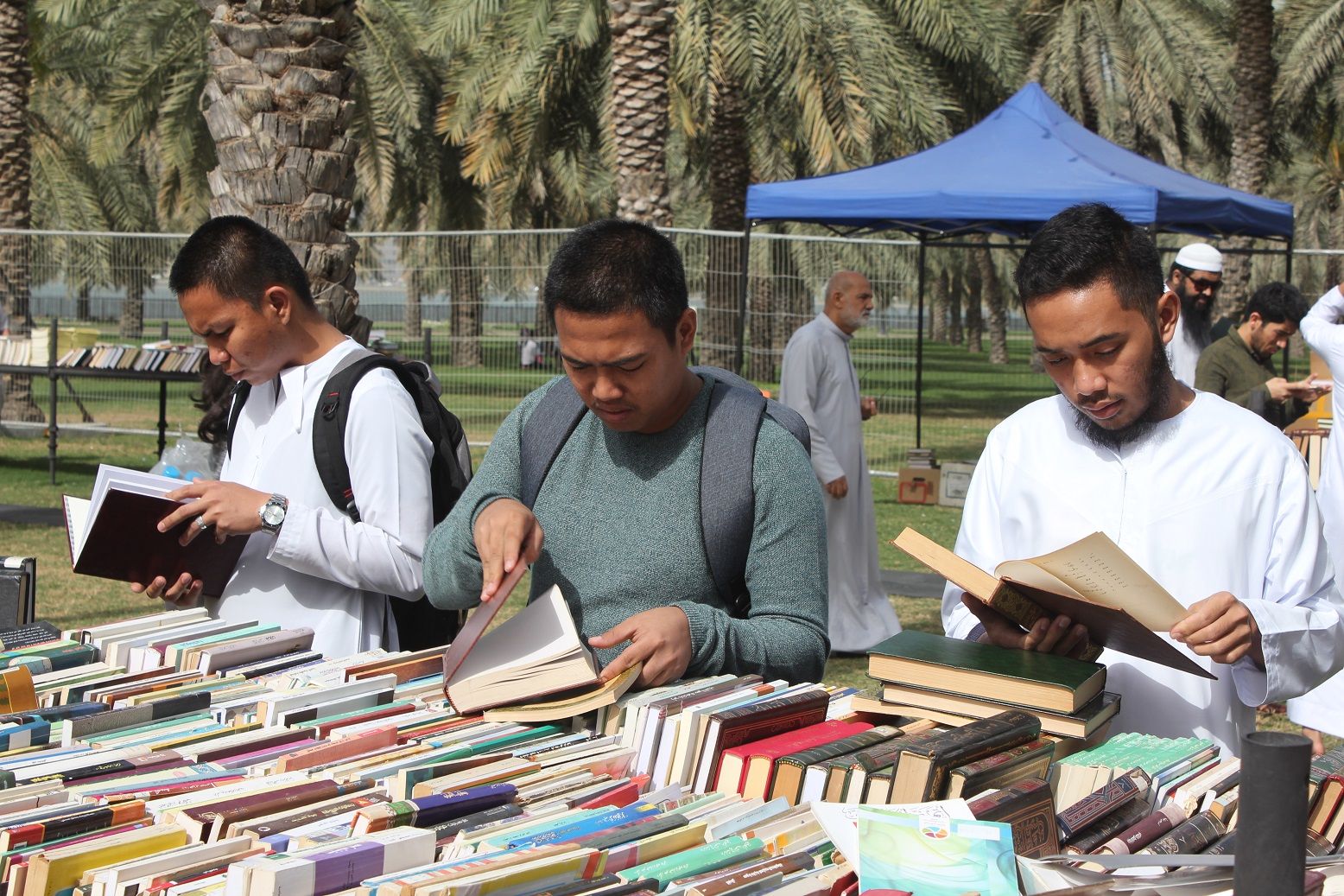 المهرجان السابع للكتاب المستعمل مستمرٌ .. والإقبالُ كبير