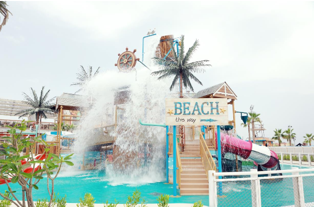 دخول مجاني للأطفال إلى منتزه لاجونا المائي في شهر مارس