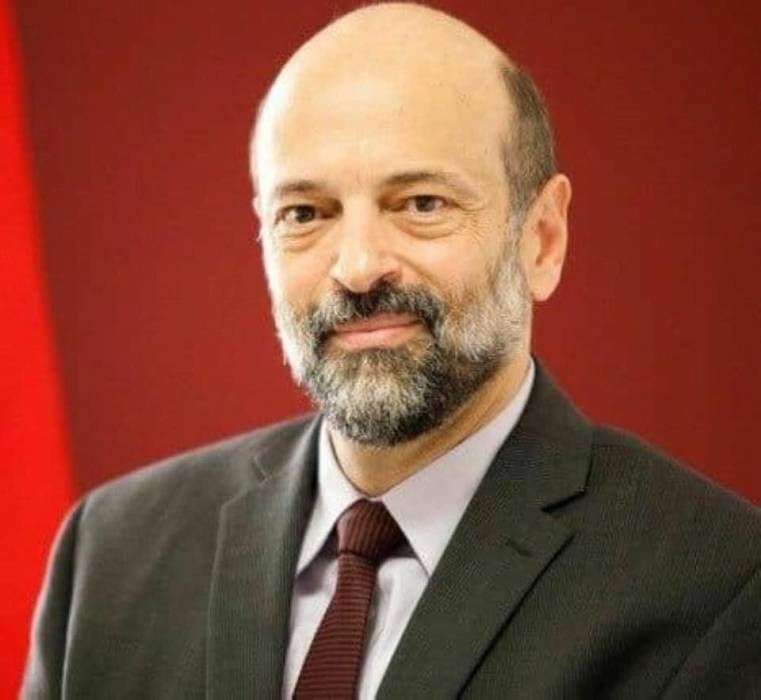 رئيس الوزراء يعلن أولويات عمل الحكومة لعام (20202021) .. تحديث مستمر