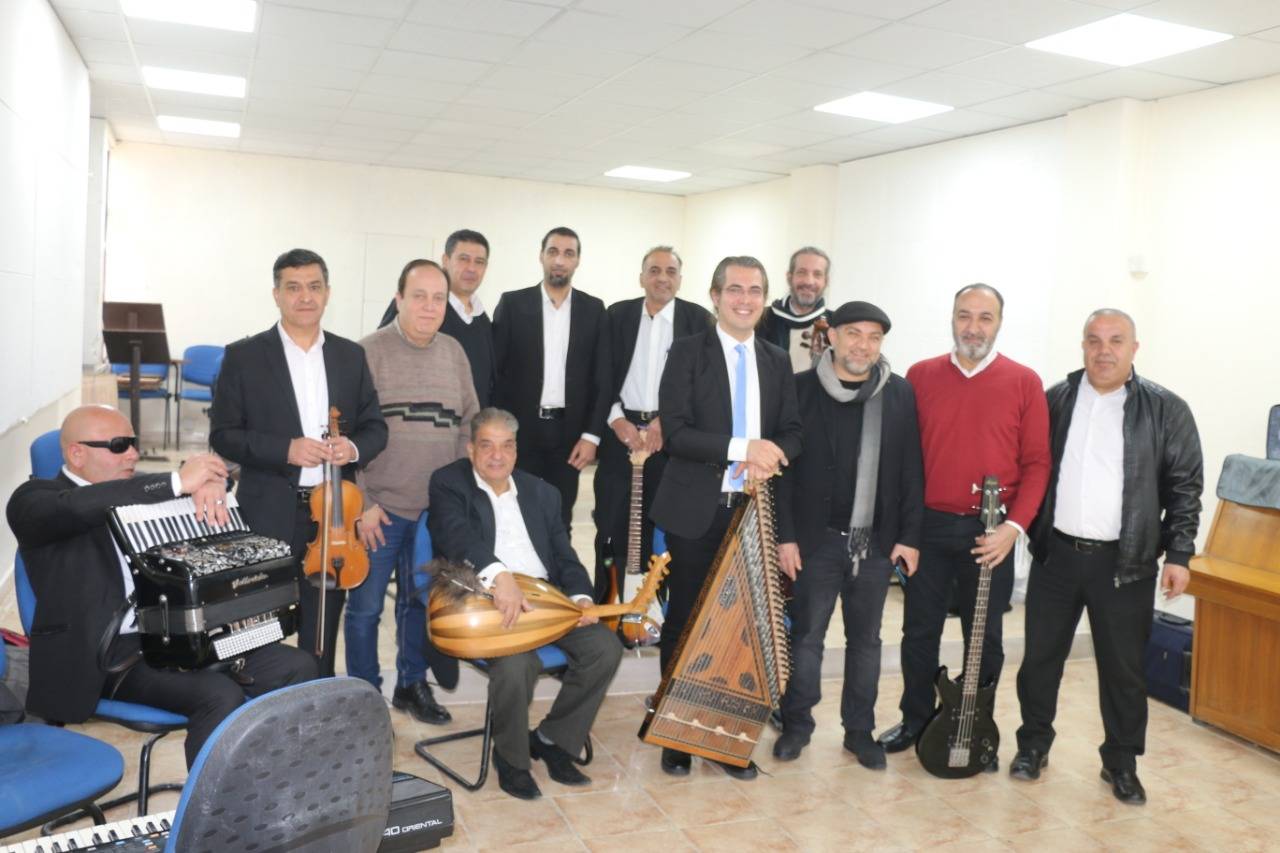 يصادف غدا الأحد العيد الـ 61 لتأسيس إذاعة المملكة الاردنية الهاشمية 