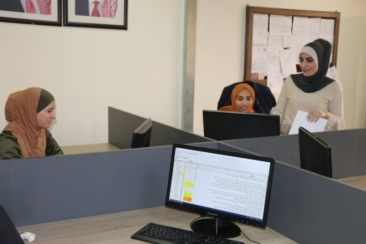 يصادف غدا الأحد العيد الـ 61 لتأسيس إذاعة المملكة الاردنية الهاشمية 