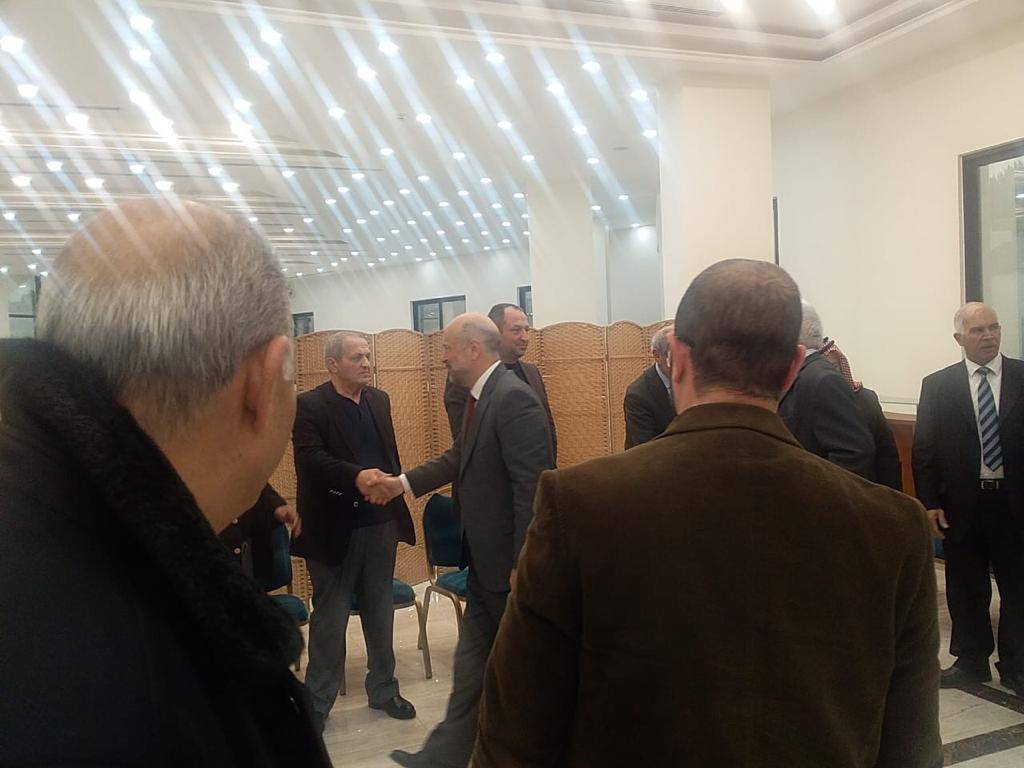 الرزاز في عزاء عشيرة الداوود بالفحيص