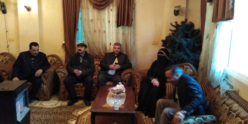 شمس العطاء لا تغيب .. الدكتورة نوال العجارمة تترأس وفد تربوي لزيارة أحد الطلبة