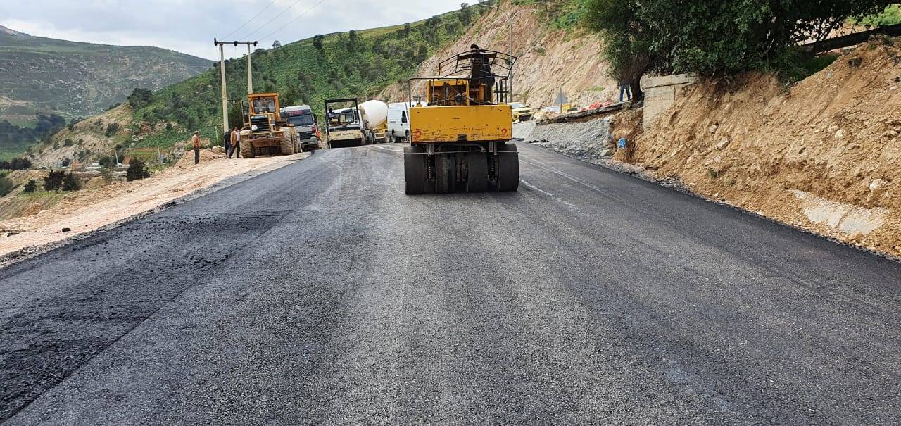 وزارة الأشغال تنهي العمل في مدخل جرش الجنوبي وتفتتحه أمام حركة السير