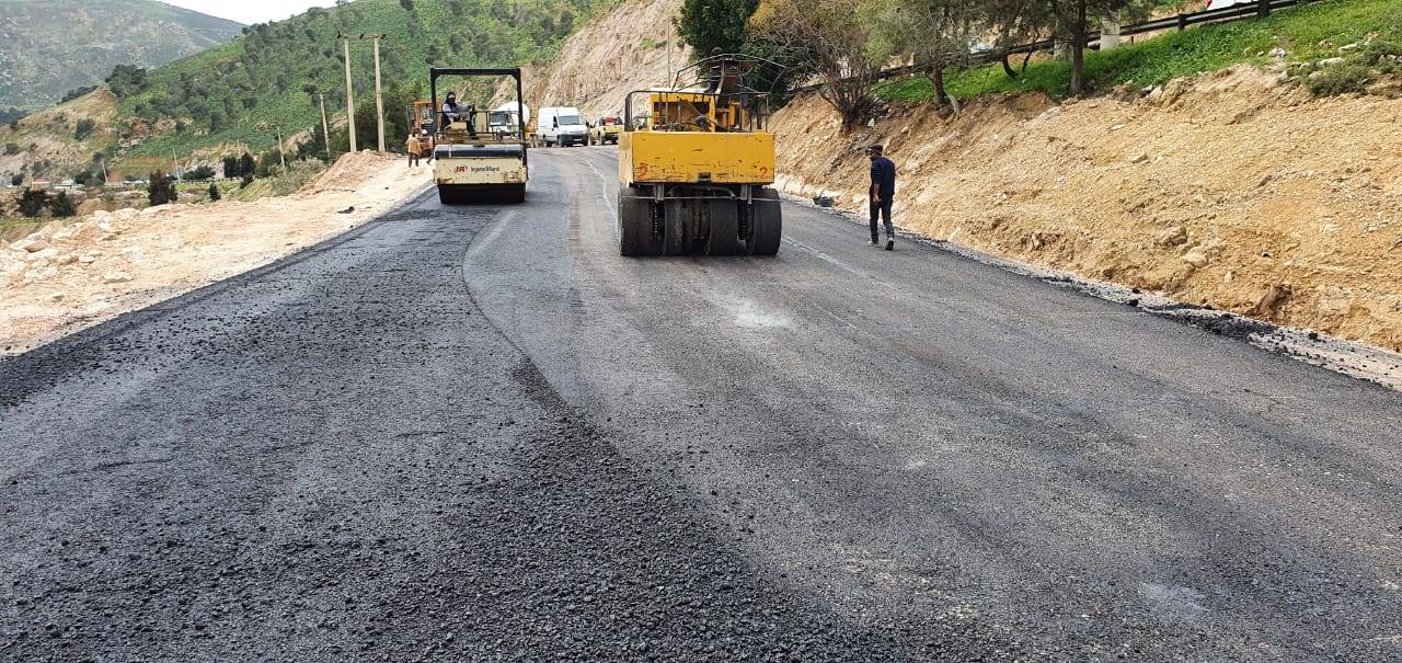 وزارة الأشغال تنهي العمل في مدخل جرش الجنوبي وتفتتحه أمام حركة السير