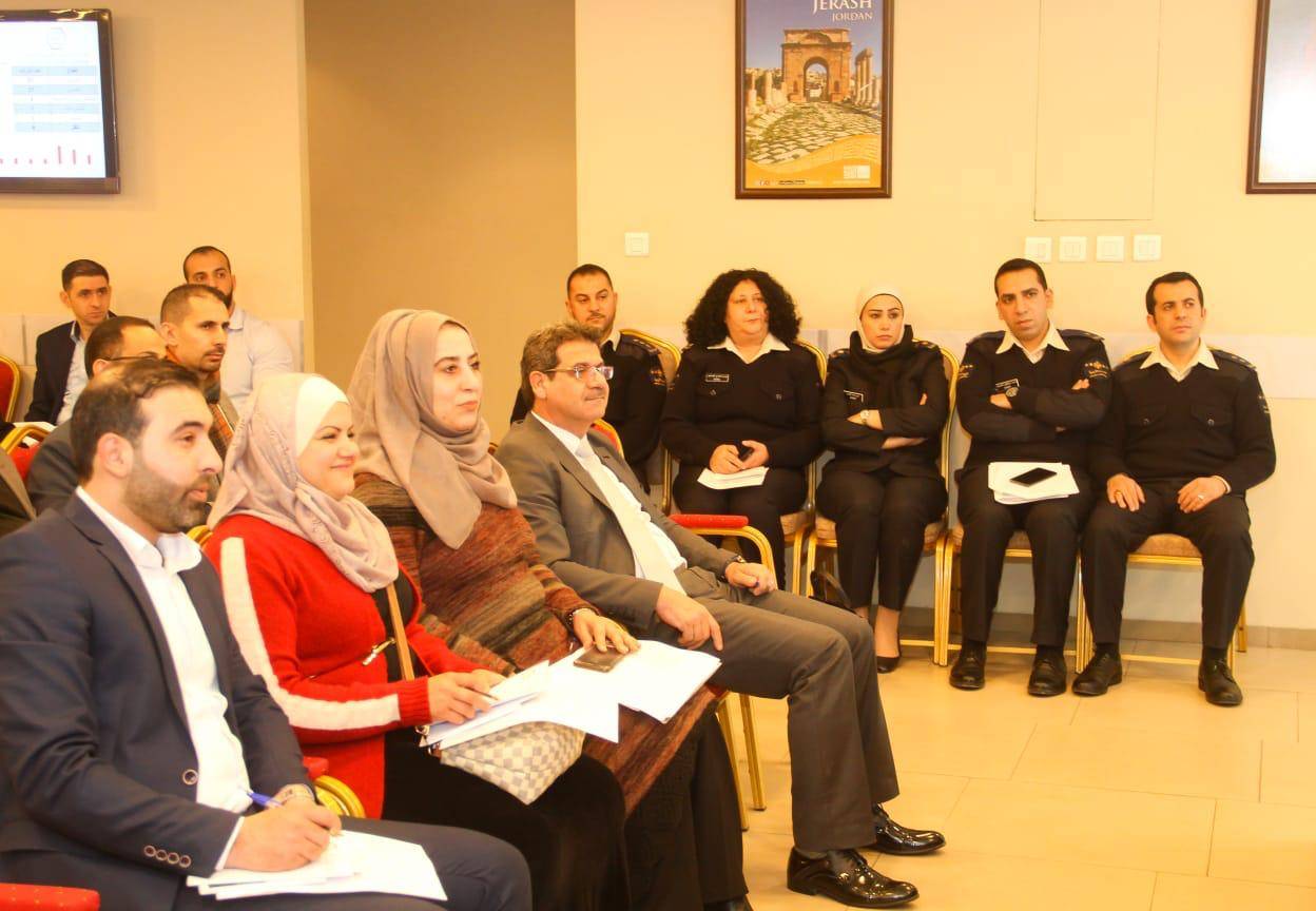 دائرة الجمارك تشارك في ورشة تدريبية للتعريف بالقائمة الذهبية
