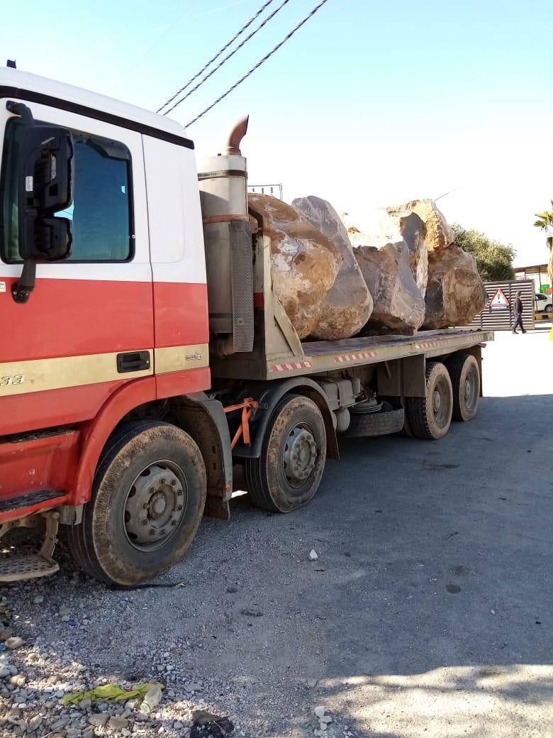 حملة أمنية تضبط استخراج مخالف للبازلت في محافظة الزرقاء 