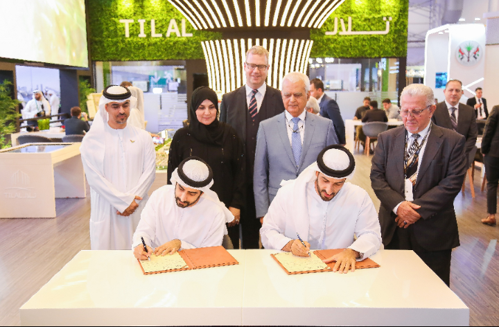 تلال العقاریة تمنح قطعة أرض لمدرسة فیكتوریا الدولیة بالشارقة  في مشروع مدینة تلال