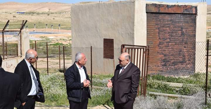 رئيس الجامعة الهاشمية يجري جولة تفقدية للآبار وخطوط خزانات المياه في الجامعة