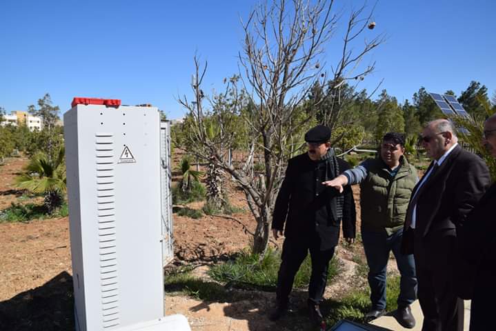 رئيس الجامعة الهاشمية يجري جولة تفقدية للآبار وخطوط خزانات المياه في الجامعة