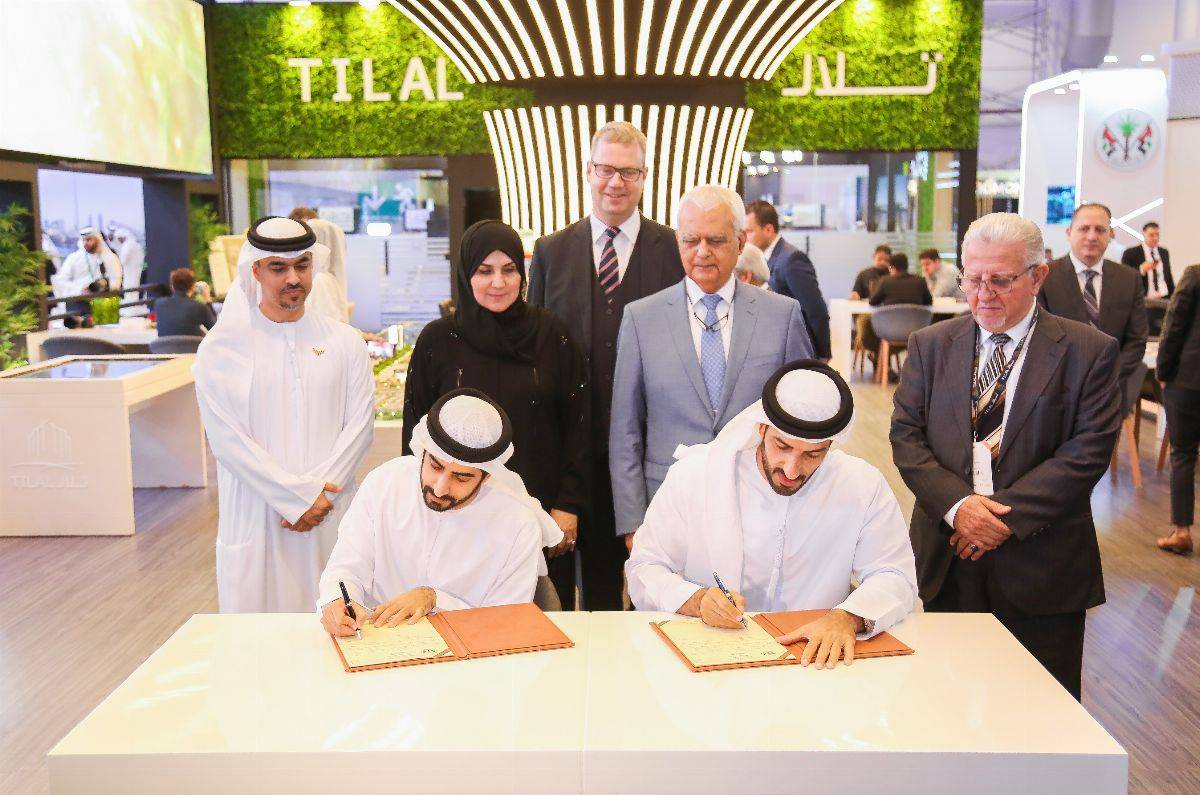 تلال العقاریة تمنح قطعة أرض لمدرسة فیكتوریا الدولیة بالشارقة  في مشروع مدینة تلال