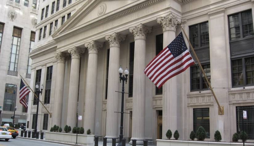 أميركا تطبق الحجر الصحي على العملة الورقية الآتية من آسيا بسبب كورونا