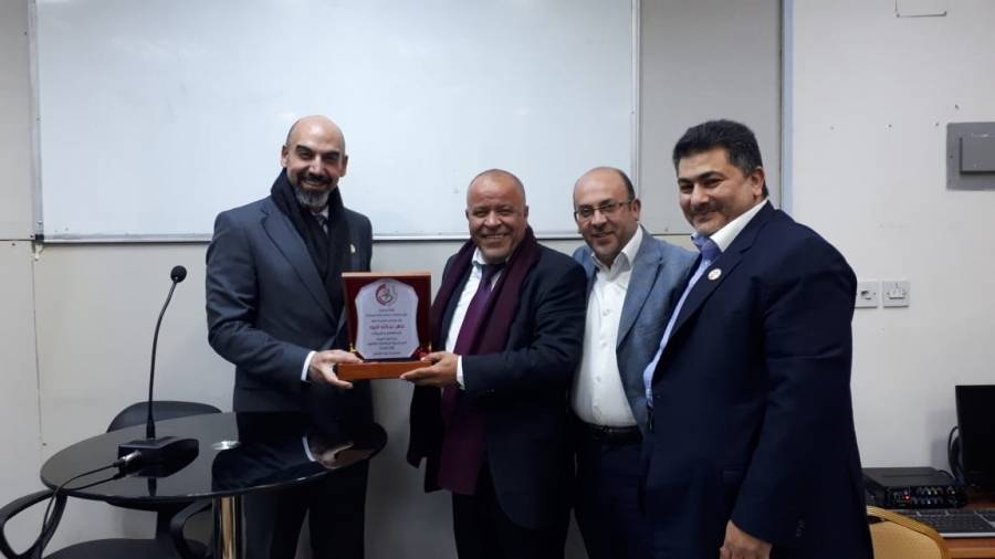 نقيب الصيادلة يلتقي الصيادلة في مديرية المشتريات والتزويد ويكرم الدكتور الزيود