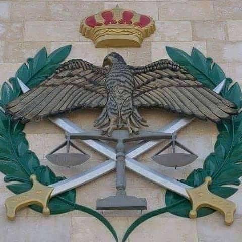 القبض على ثلاثة اشخاص اقدموا على مقاومة احدى الدوريات وطعن احد افرادها
