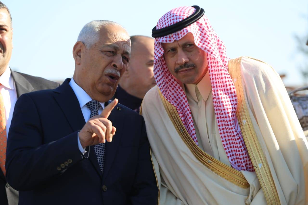 مكتب مركز الملك سلمان للإغاثة يسلم 150 طنا من التمور هدية المملكة للأردن