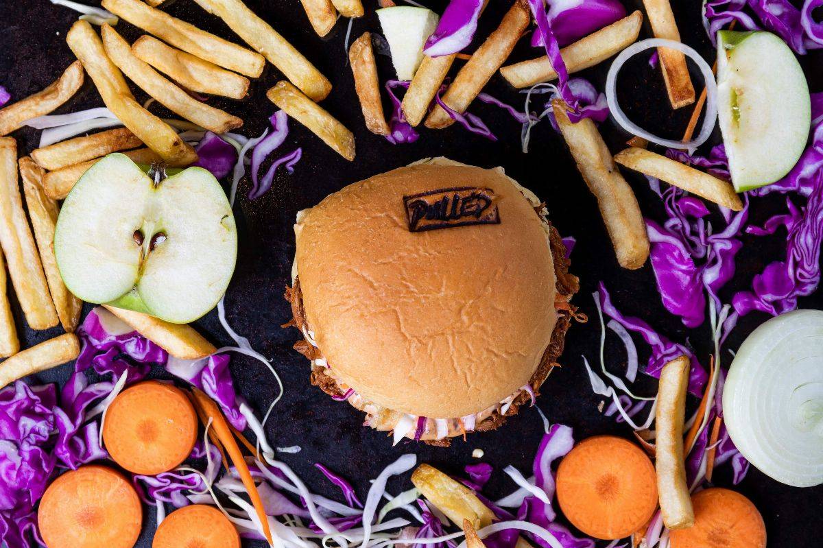 مطعم بولد العصري الجديد يفتتح أبوابه قريباً ليقدم أشهى الوجبات بوصفات مبتكرة